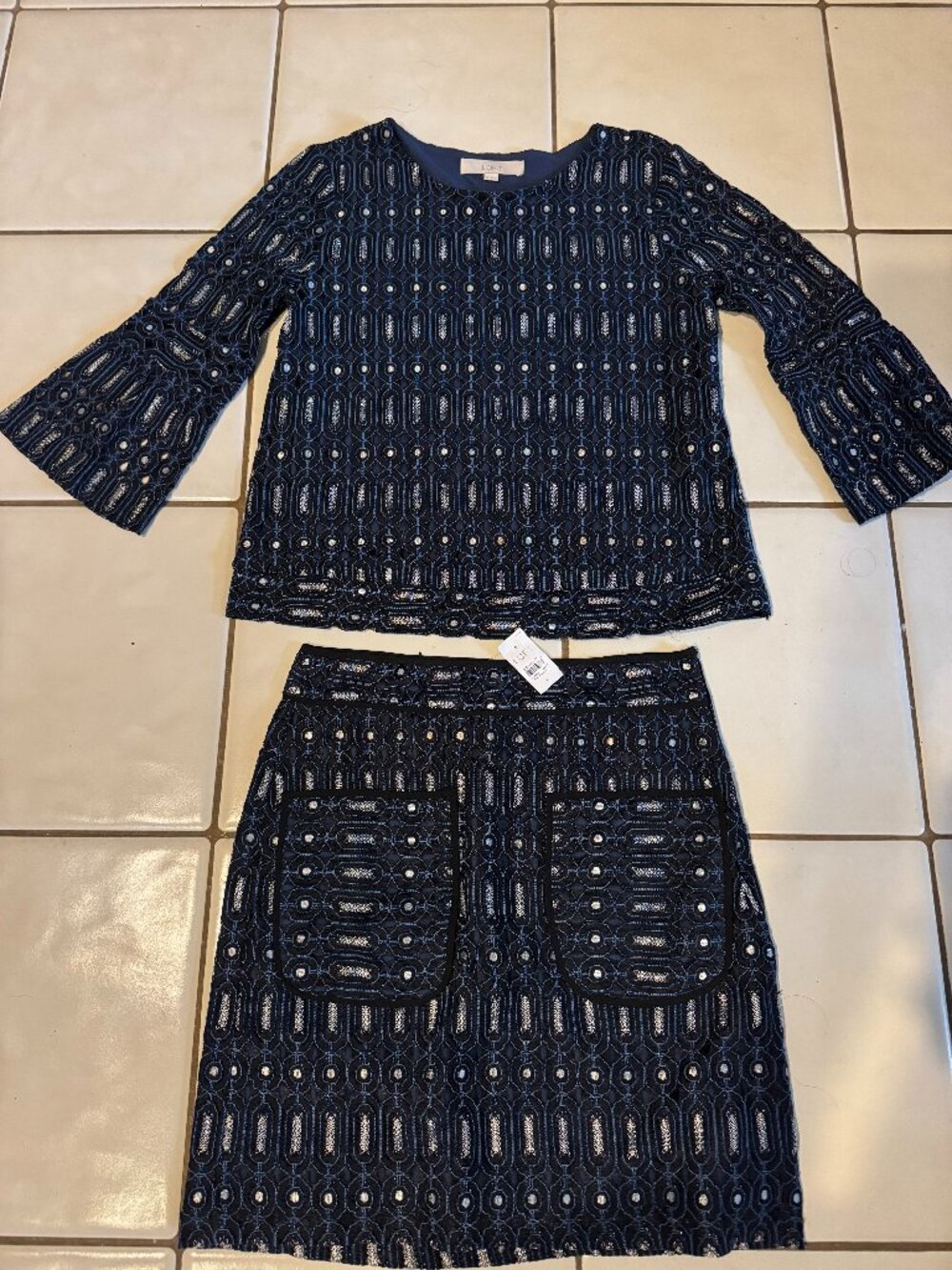 Ann Taylor Loft 2 PIECE  Skirt and Top Outfit